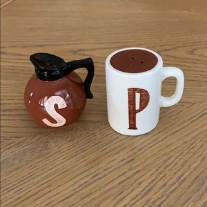 Salt & Pepper shakers